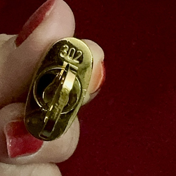 #302- Authentic LV key & lock - Picture 5 of 8